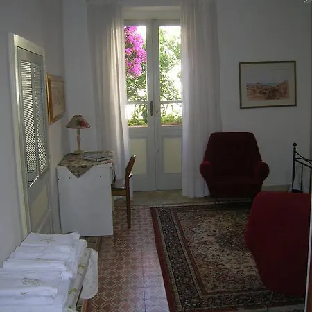Ex La Bicocca - Via Umberto 15, Iun S1733 B&B