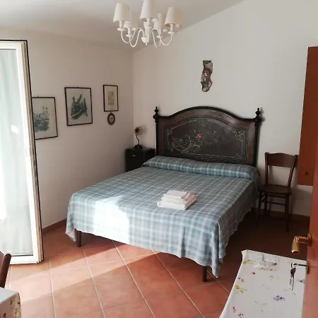 Bed & Breakfast Ex La Bicocca - Via Umberto 15, Iun S1733