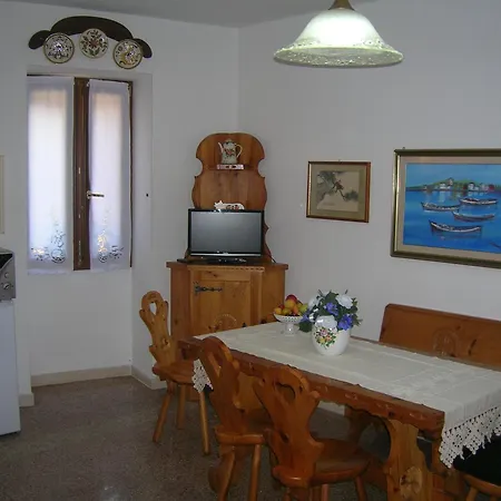 فندق مبيت وإفطار Ex La Bicocca - Via Umberto 15, Iun S1733