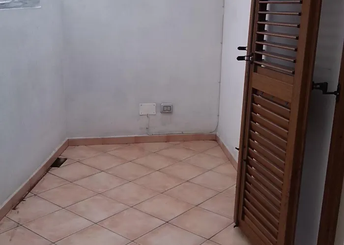 住宿加早餐酒店 Ex La Bicocca - Via Umberto 15, Iun S1733