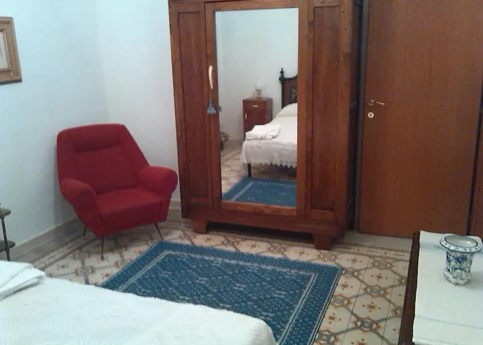 Ex La Bicocca - Via Umberto 15, Iun S1733 3*