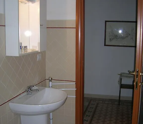 住宿加早餐酒店 Ex La Bicocca - Via Umberto 15, Iun S1733